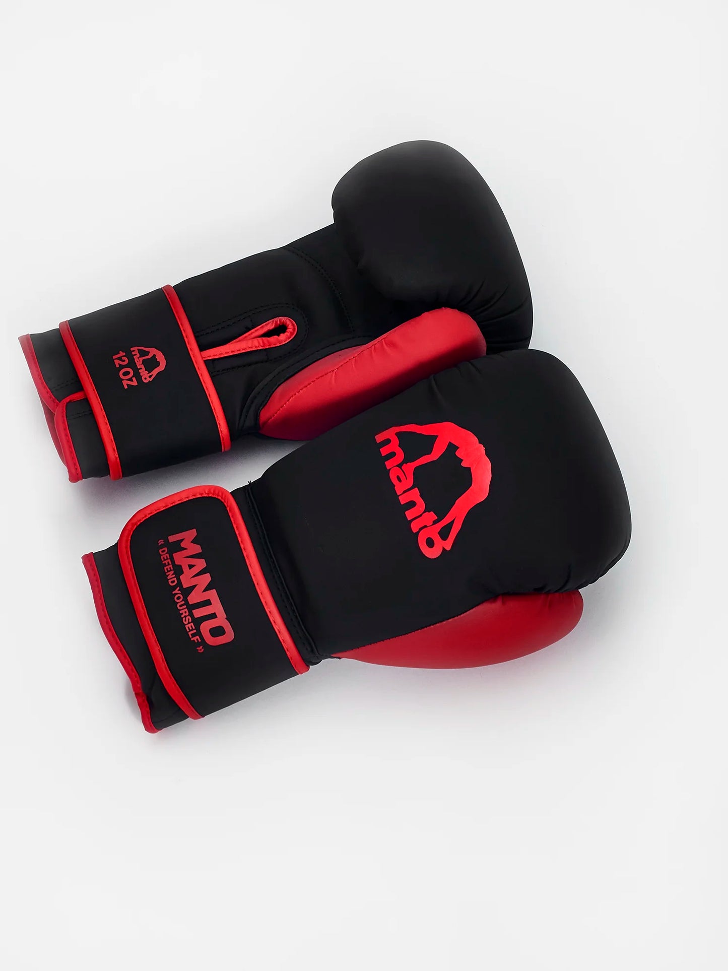 MANTO Boxing Gloves ESSENTIAL – Black/Red