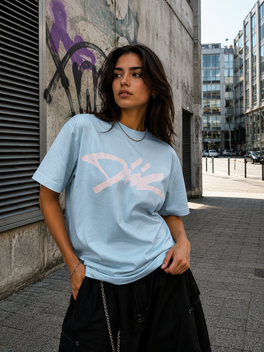 DIIL T-Shirt “ROOLED” 🔥👕