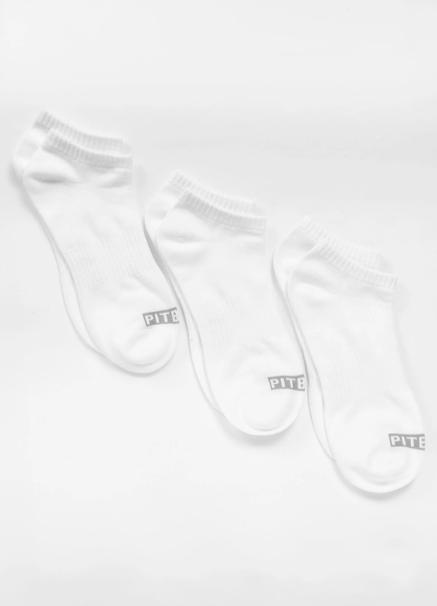 🧦🔥 Pit Bull Pad Logo Low Ankle Socks – 3 Pack White
